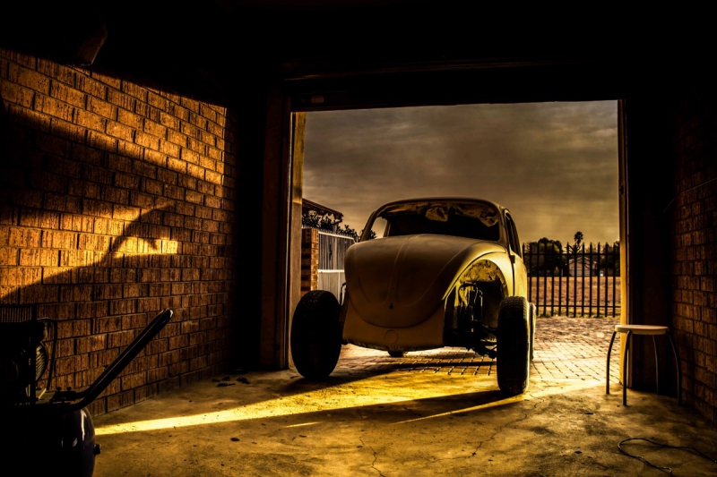 carrosserie-SIX FOURS LES PLAGES-min_car_garage_volkswagen_sunset_vw_beetle-81658